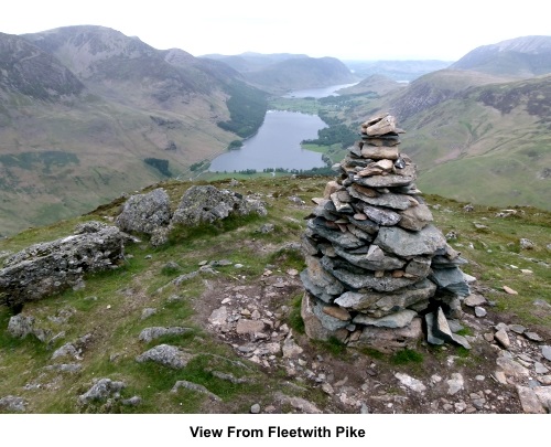 Fleetwith Pike summit and view to Buttermere