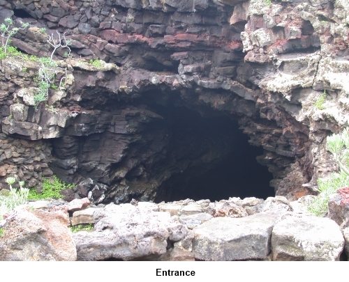 La Cueva de los Verdes entrance