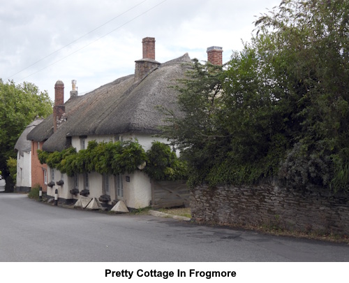 Pretty cottage in Frogmore.