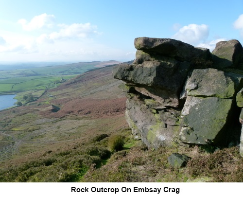 Rock outcrop on Embsay Crag