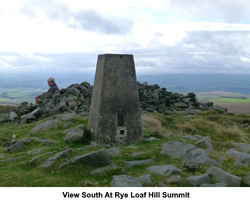 View south from the summit of Rye Loaf Hill